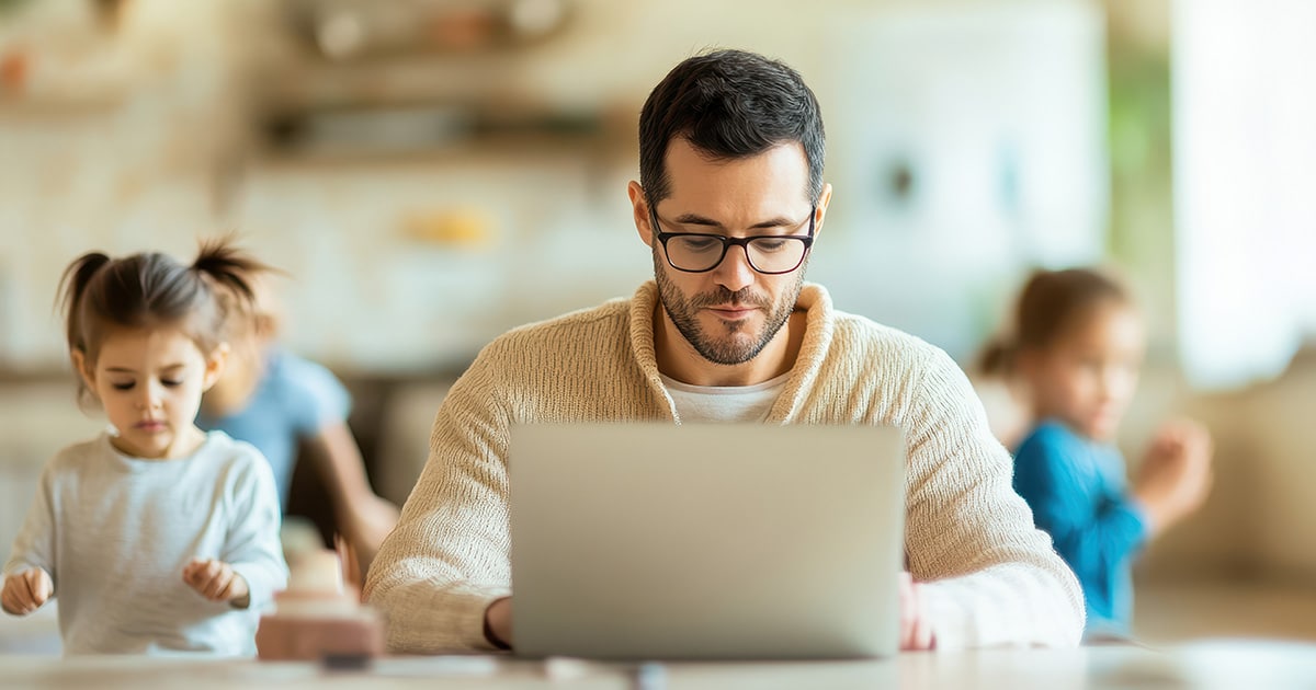 Supporting Working Parents Through Employee Discount Programs Thumbnail
